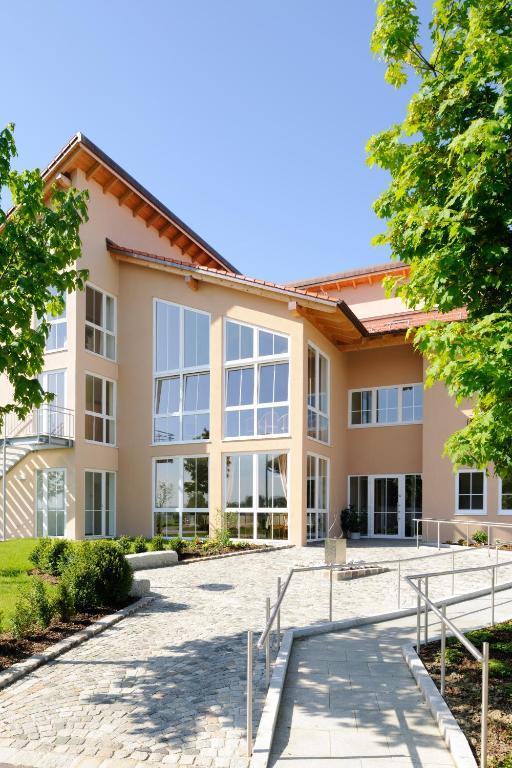 Hotel Inspiration Garni Tittmoning Екстериор снимка