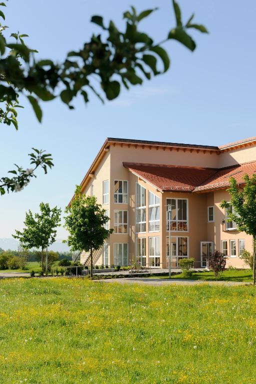 Hotel Inspiration Garni Tittmoning Екстериор снимка